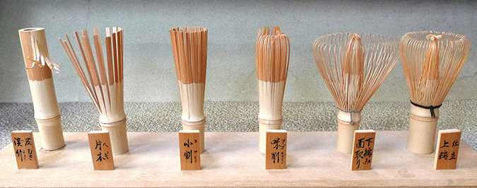 TRADITIONAL CHASEN Matcha whisk