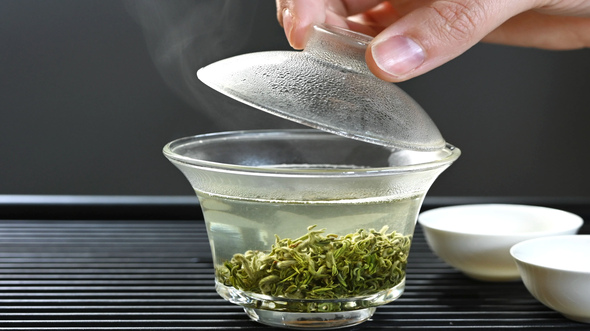 A Comprehensive Guide to Chinese Green Tea