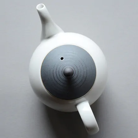 Sabisenmon Teapot