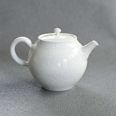 Taisen White Ushirode Kyusu