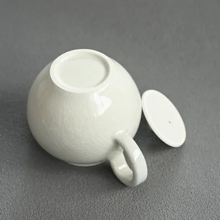 Taisen White Ushirode Kyusu