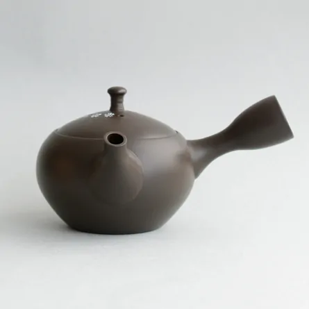 Hokuryū Kokudei Hiramaru Sakura Inka Kyusu