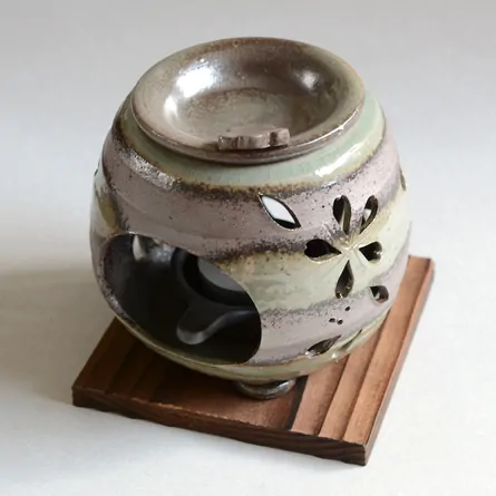 石竜桜茶香炉