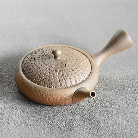 Gyokkō Gokuhira Biri Kyusu