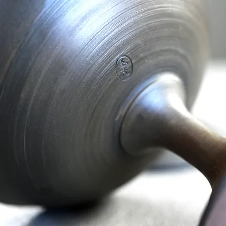 玉光火窯変高台絞り出し