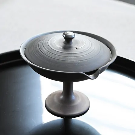 玉光火窯変高台絞り出し