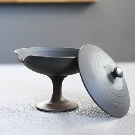 玉光火窯変高台絞り出し