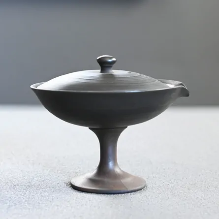 玉光火窯変高台絞り出し