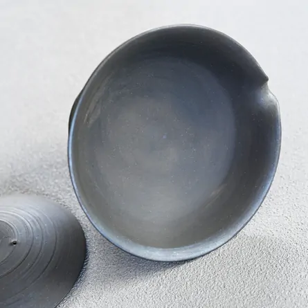 玉光火窯変高台絞り出し