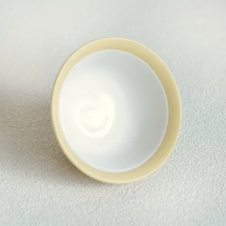 高資アイボリー 煎茶碗