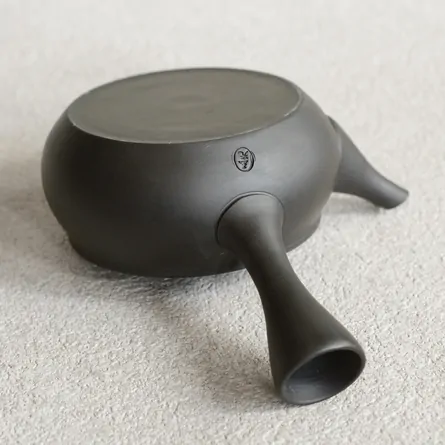 玉光黒泥平袋型急須