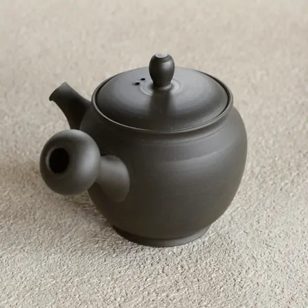 Kōshi Hiyōhen Kōdai Tsubogata Kyusu