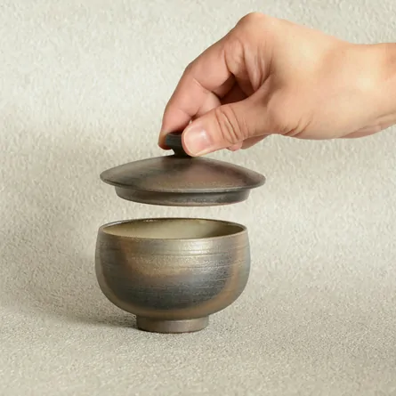 Hōzan Futatsuki Ibushi Kumidashiwan 