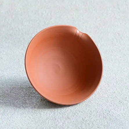 功吏朱泥高台付絞り出し