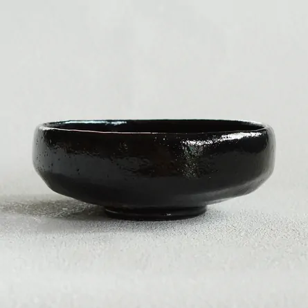 黒楽　馬盥茶碗　松楽