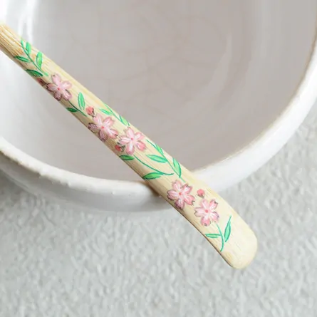 Shirotake Chashaku Shidarezakura 