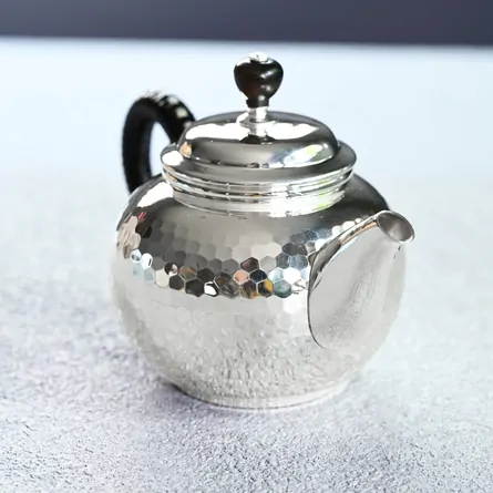 Silver Tsuchime Kokudan Tsumami Ushirode Kyusu 