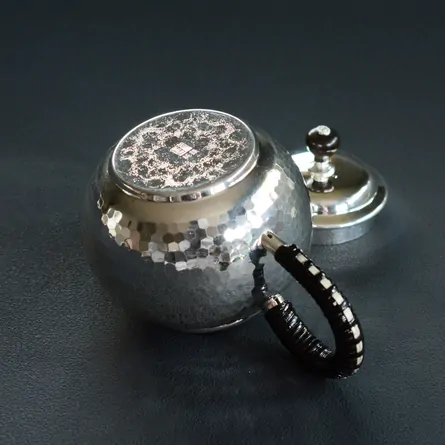 Silver Tsuchime Kokudan Tsumami Ushirode Kyusu 