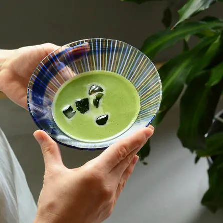 Glass Hira Chawan Tokusa