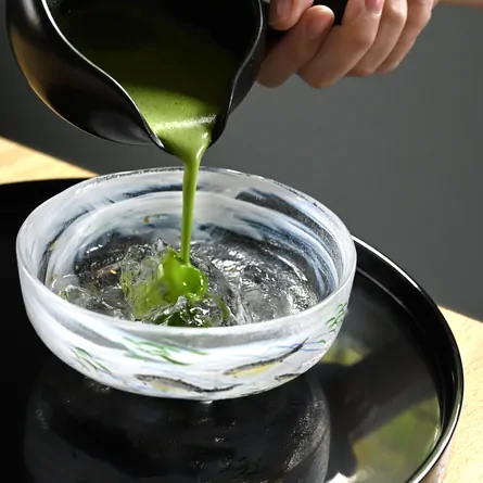 Glass Badarai Chawan Seiryū ni Ayu