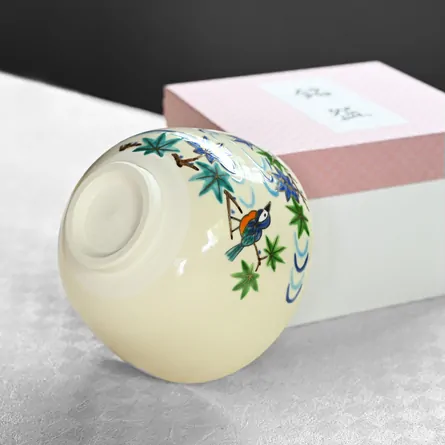 Chawan Ninsei Aokaede ni Kawasemi