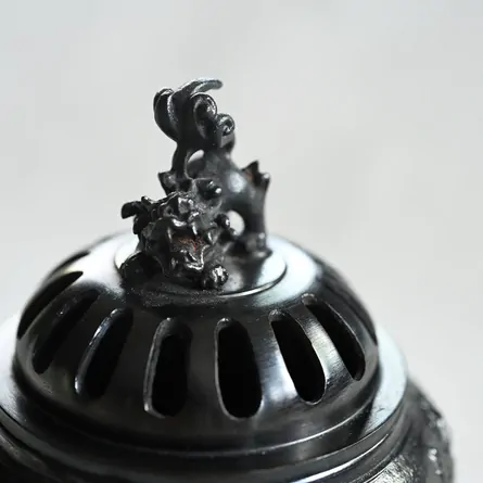 Hōjū Shishifuta Kōrō