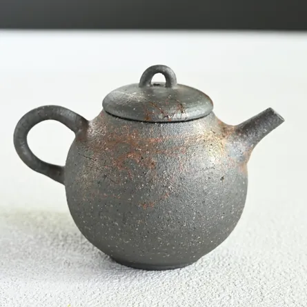 Rihi Mogake Marugata Chachō 