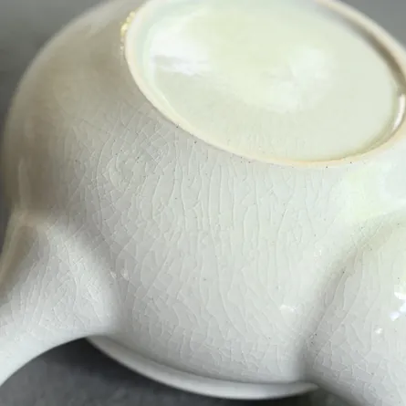 Taisen White Hiragata Yokode Kyusu