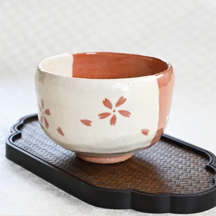 Akaraku Kakewake Sakura Chawan 