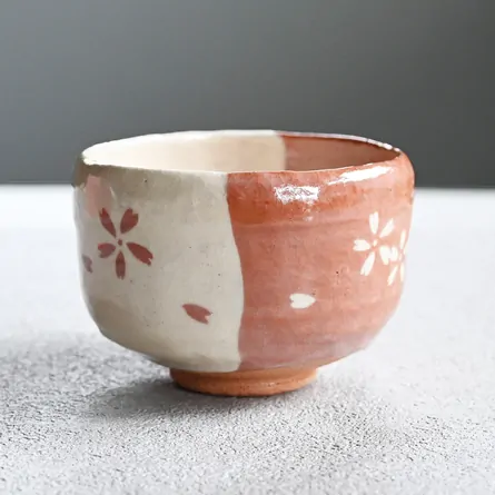 Akaraku Kakewake Sakura Chawan 
