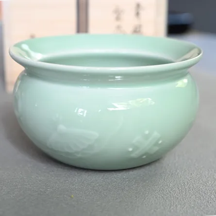 Celadon Takarazukushi Kensui
