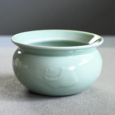 Celadon Takarazukushi Kensui