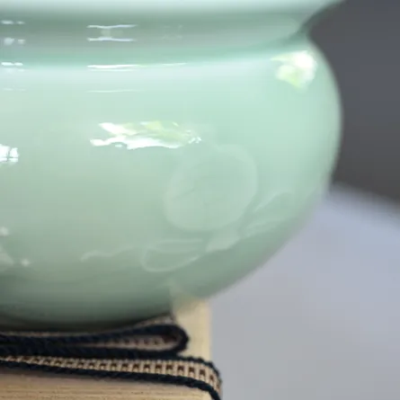 Celadon Takarazukushi Kensui