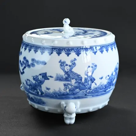 平戸焼白磁水指 染付太鼓胴唐子脚 