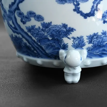 平戸焼白磁水指 染付太鼓胴唐子脚 