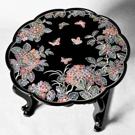 Flower-Shaped Inlaid Serving Table with Tiger-Feet Legs