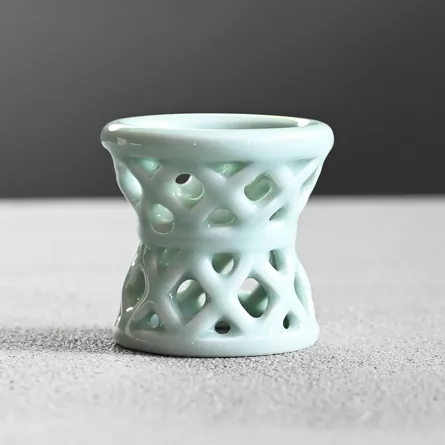 Celadon Futaoki Kagogata　