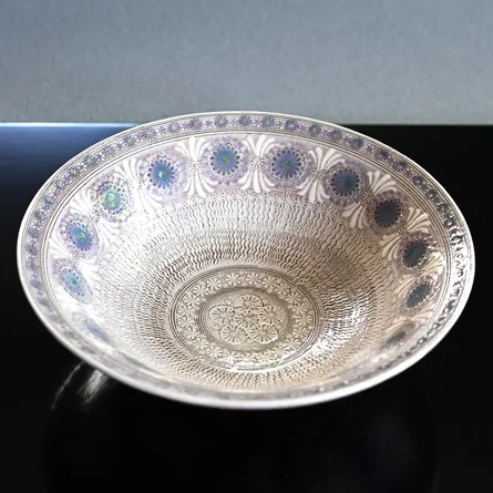 紫彩華紋平茶碗 • コンセプト #3