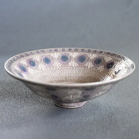 紫彩華紋平茶碗 • コンセプト #3