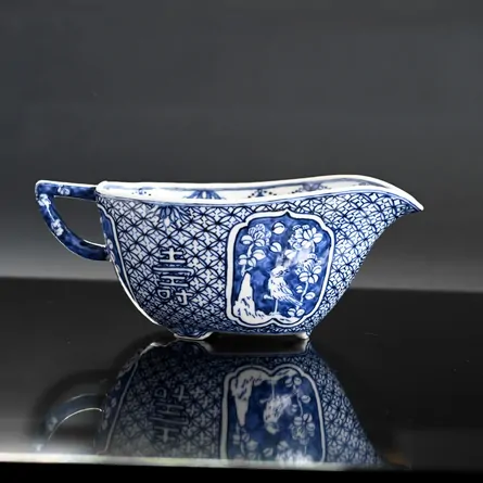 祥瑞小紋詰花鳥紋舟型湯冷まし