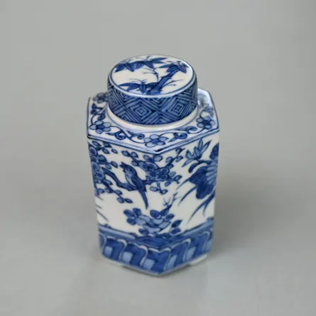 昭阿弥 六角茶入染付花鳥