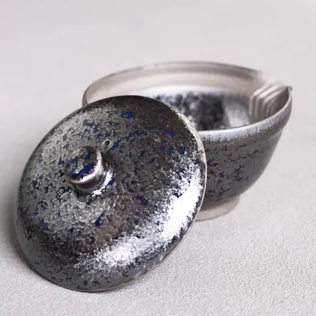 Tsukiyomi Ruri Tenmoku Shiboridashi