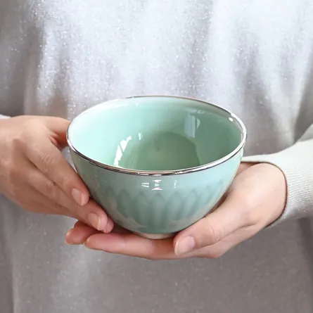 青磁天目茶碗 満月写