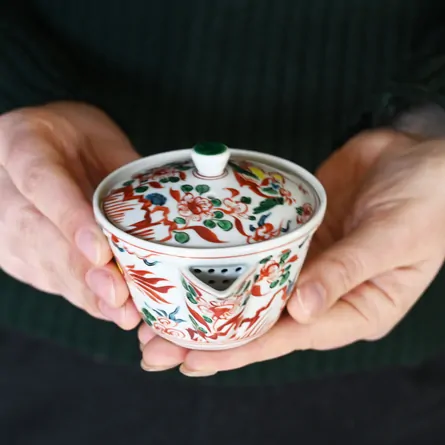 平安清昌　呉須赤絵花鳥宝瓶　