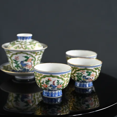 平安清昌 金彩花鳥紋煎茶碗