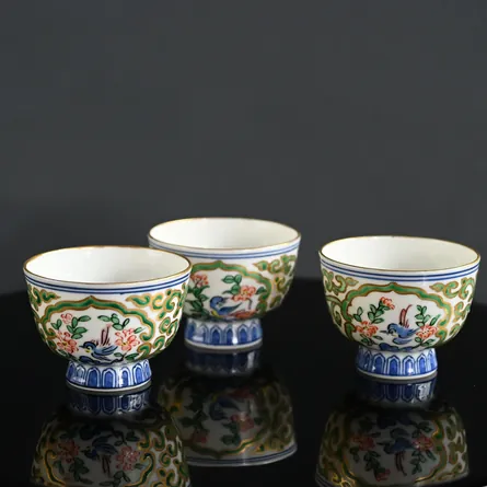平安清昌 金彩花鳥紋煎茶碗