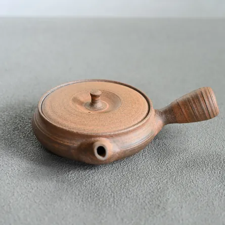 Kohokujo Yakishime Hiragata Kyusu