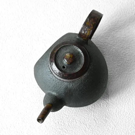Mud Inlay Itokiri Teapot