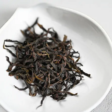 鳳凰単叢　竹叶