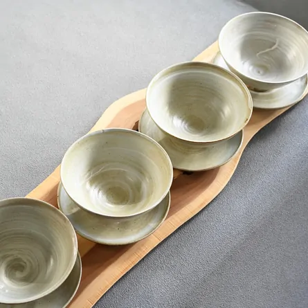 金鐘源井戸形茶碗